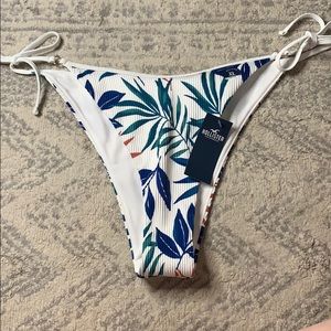 Hollister hi-leg bikini bottom